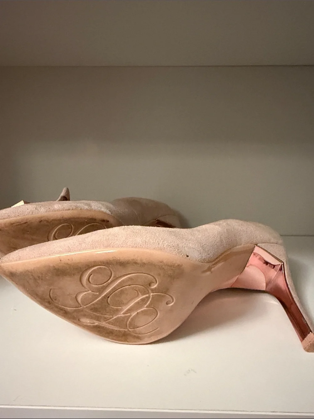 Ted Baker Blush Pink Suede Bow Stiletto Pumps - Picture 3 of 3